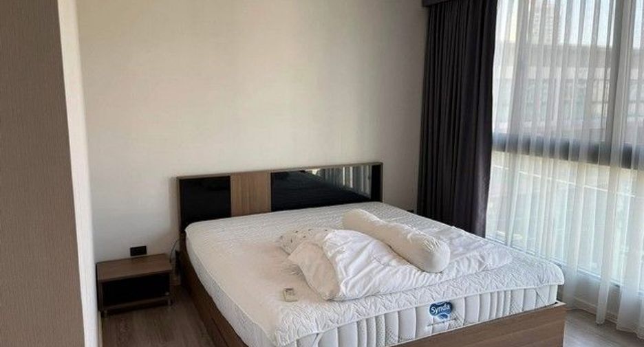 Casa en alquiler de 3 habitaciones en Chatuchak, Bangkok