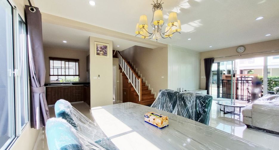 For rent 3 ベッドルーム house in Suan Luang, Bangkok
