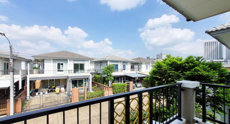 For rent 3 ベッドルーム house in Suan Luang, Bangkok