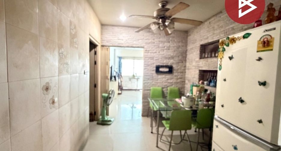 For sale 4 bedrooms house in Bang Khae, Bangkok