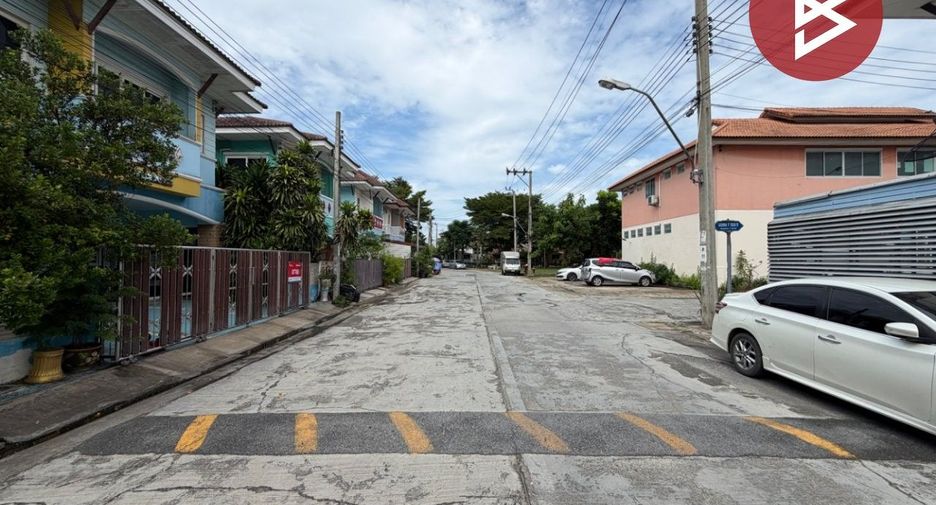 For sale 4 bedrooms house in Bang Khae, Bangkok