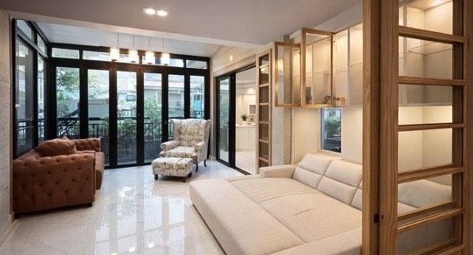 出售 6 卧室 独立屋 在 Bang Phli, Samut Prakan