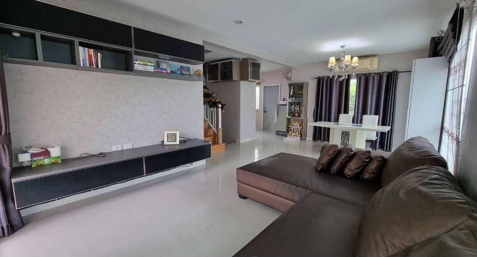 出租 3 卧室 独立屋 在 Suan Luang, 曼谷