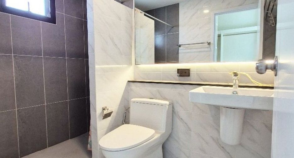 Casa en venta de 4 habitaciones en Bang Bo, Samut Prakan