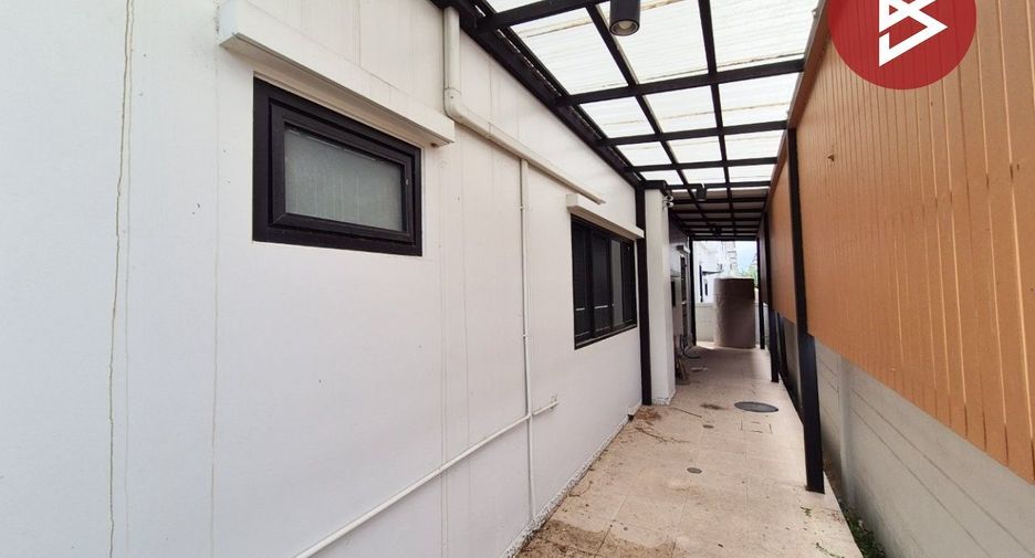 Casa en venta de 4 habitaciones en Bang Bo, Samut Prakan