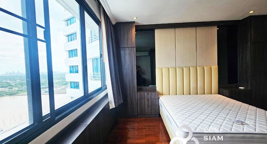 For sale 2 bedrooms condo in Yan Nawa, Bangkok
