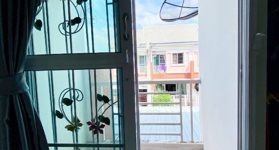 出售 2 卧室 联排别墅 在 Bang Phli, Samut Prakan