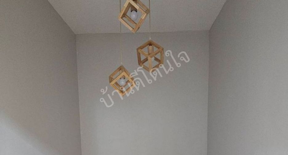 出售 4 卧室 联排别墅 在 Bang Phli, Samut Prakan