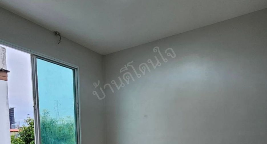 出售 4 卧室 联排别墅 在 Bang Phli, Samut Prakan
