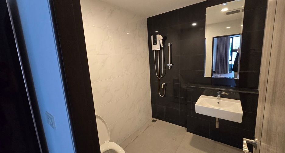 Reihenhaus zur Miete mit 3 Zimmer in Phra Khanong, Bangkok