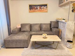For rent 3 bedrooms townhouse in Saphan Sung, Bangkok