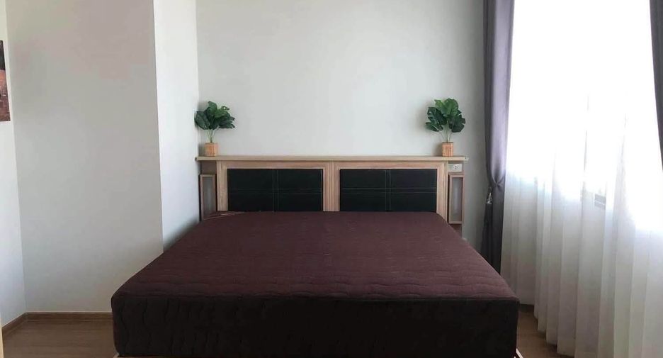 Reihenhaus zur Miete mit 3 Zimmer in Saphan Sung, Bangkok