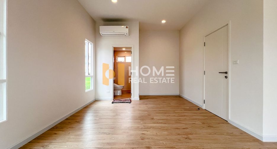 For sale 4 bedrooms house in Lat Lum Kaeo, Pathum Thani