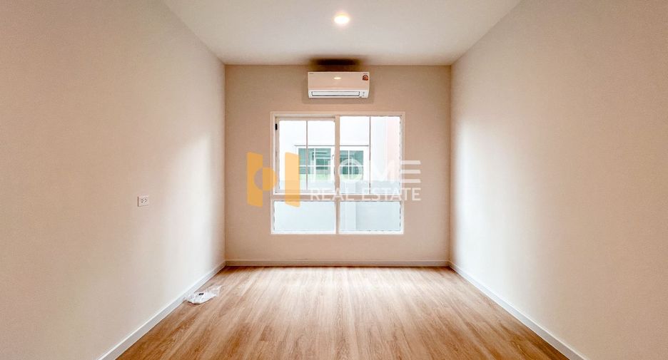 For sale 4 bedrooms house in Lat Lum Kaeo, Pathum Thani