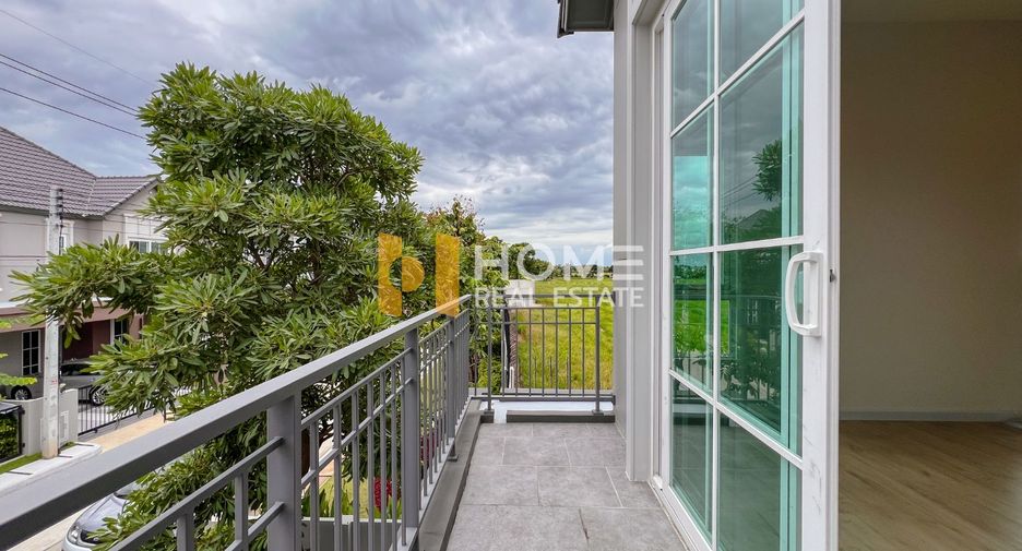 For sale 4 bedrooms house in Lat Lum Kaeo, Pathum Thani