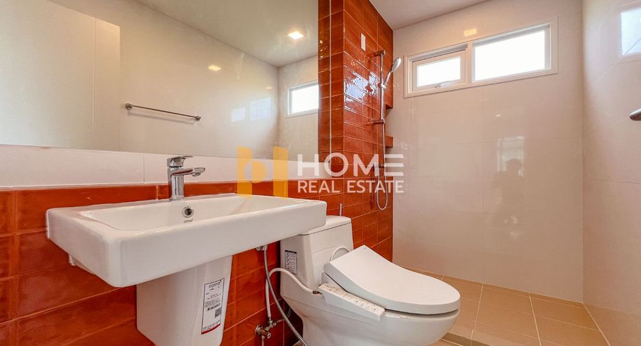 For sale 4 bedrooms house in Lat Lum Kaeo, Pathum Thani