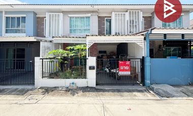 Casa adosada en venta de 3 habitaciones en Bang Phli, Samut Prakan