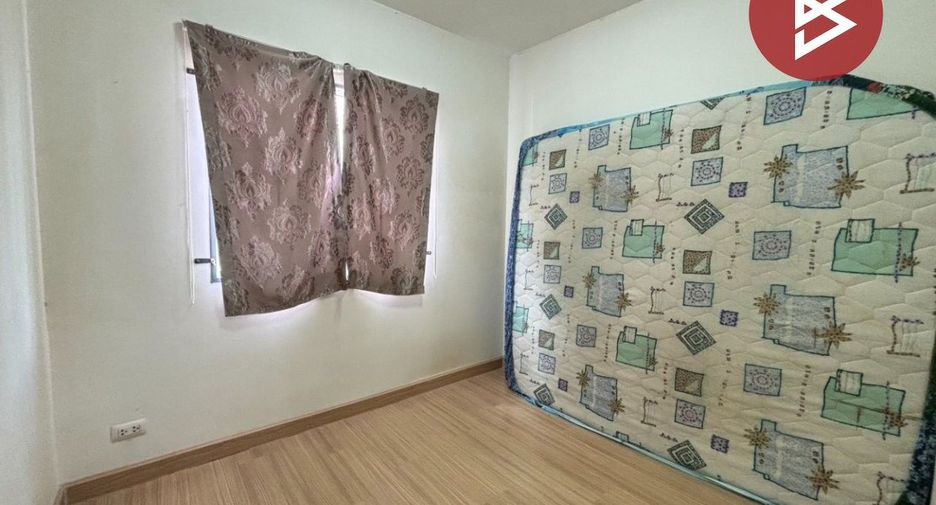 Casa adosada en venta de 3 habitaciones en Bang Phli, Samut Prakan