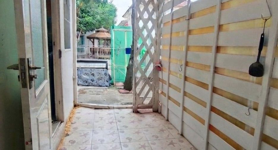 For sale 6 bedrooms house in Bang Kruai, Nonthaburi