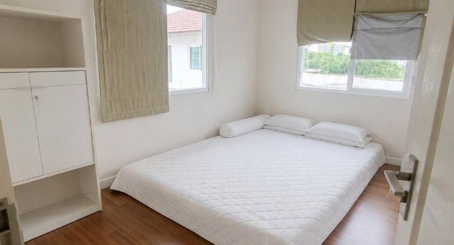 For sale 6 bedrooms house in Bang Kruai, Nonthaburi
