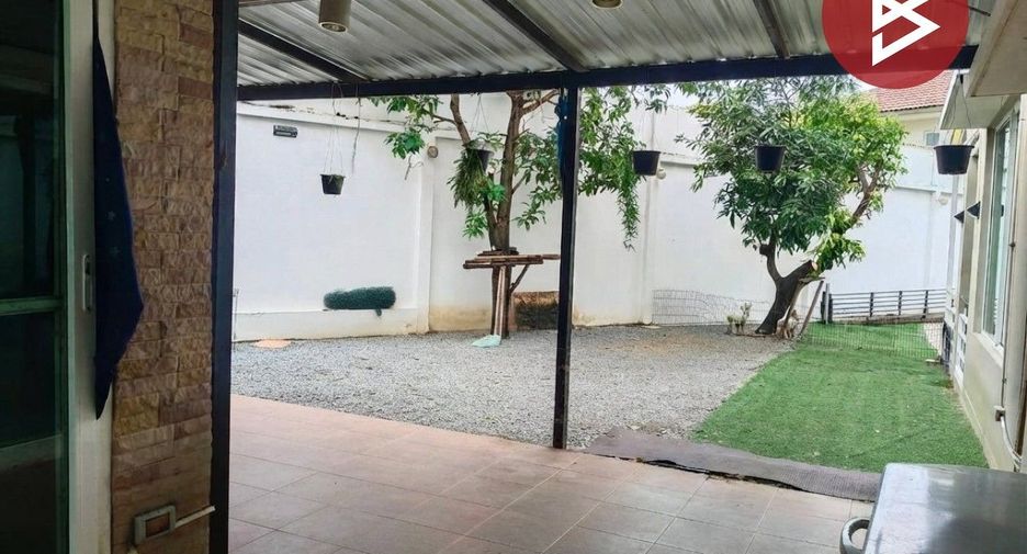 For sale 6 bedrooms house in Bang Kruai, Nonthaburi