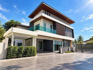For rent 5 ベッドルーム villa in Bang Lamung, Chonburi