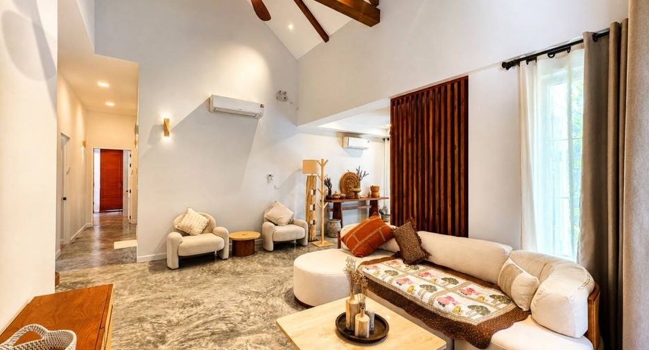 À louer 4 chambres villa à Huay Yai, Pattaya