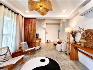 À louer 4 chambres villa à Bang Lamung, Chonburi