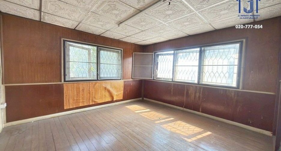 For sale 3 bedrooms house in Don Mueang, Bangkok