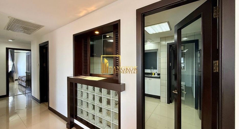 For rent and for sale 3 bedrooms condo in Pathum Wan, Bangkok