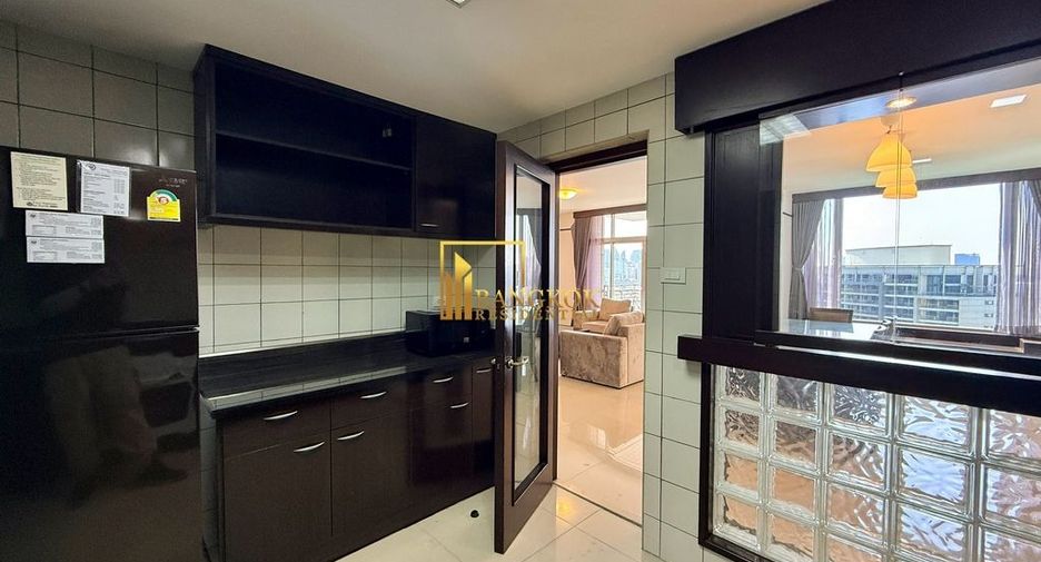For rent and for sale 3 bedrooms condo in Pathum Wan, Bangkok