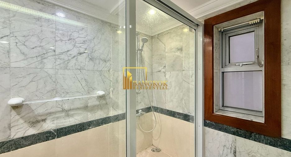 For rent and for sale 3 bedrooms condo in Pathum Wan, Bangkok