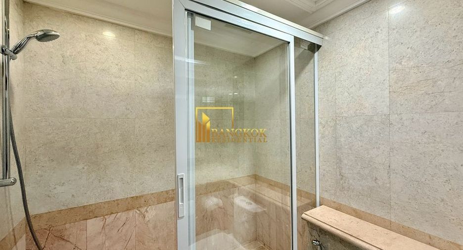 For rent and for sale 3 bedrooms condo in Pathum Wan, Bangkok
