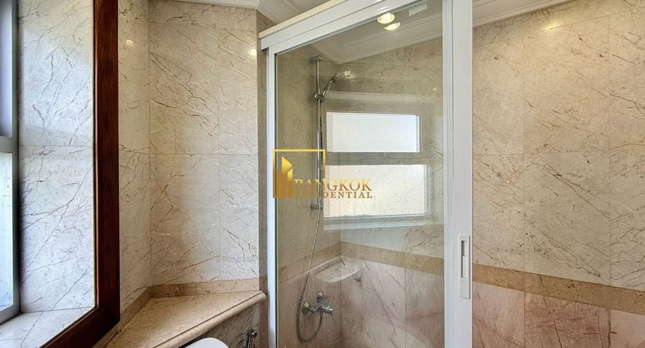 For rent and for sale 3 bedrooms condo in Pathum Wan, Bangkok