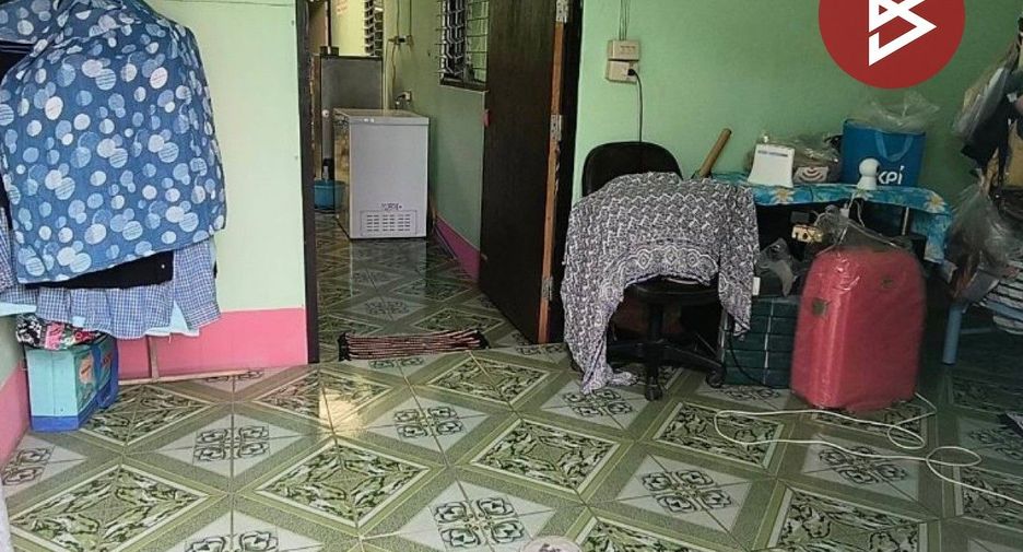 Casa adosada en venta de 3 habitaciones en Mueang Chachoengsao, Chachoengsao