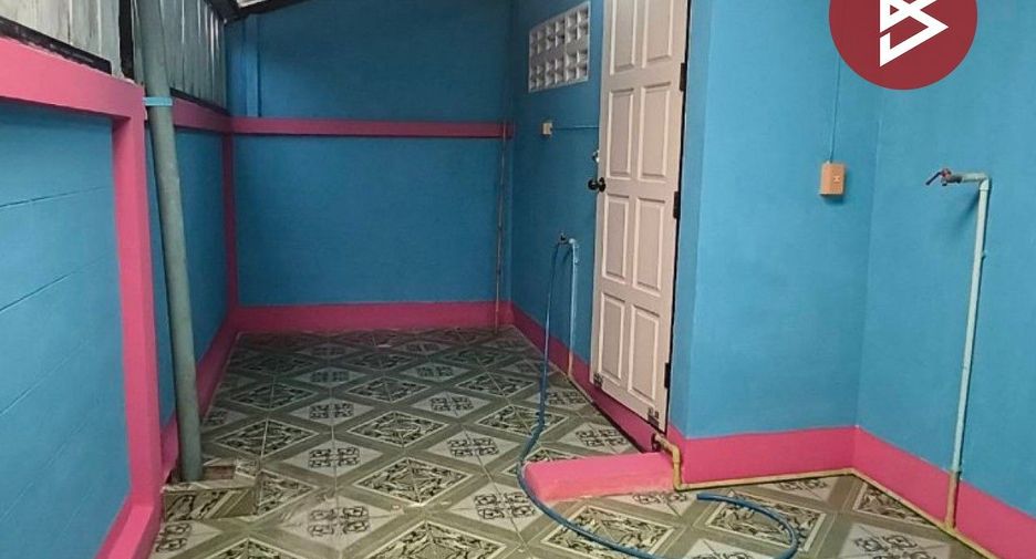 Casa adosada en venta de 3 habitaciones en Mueang Chachoengsao, Chachoengsao