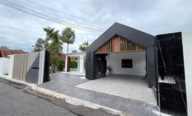 For rent and for sale 4 bedrooms house in Bang Lamung, Chonburi