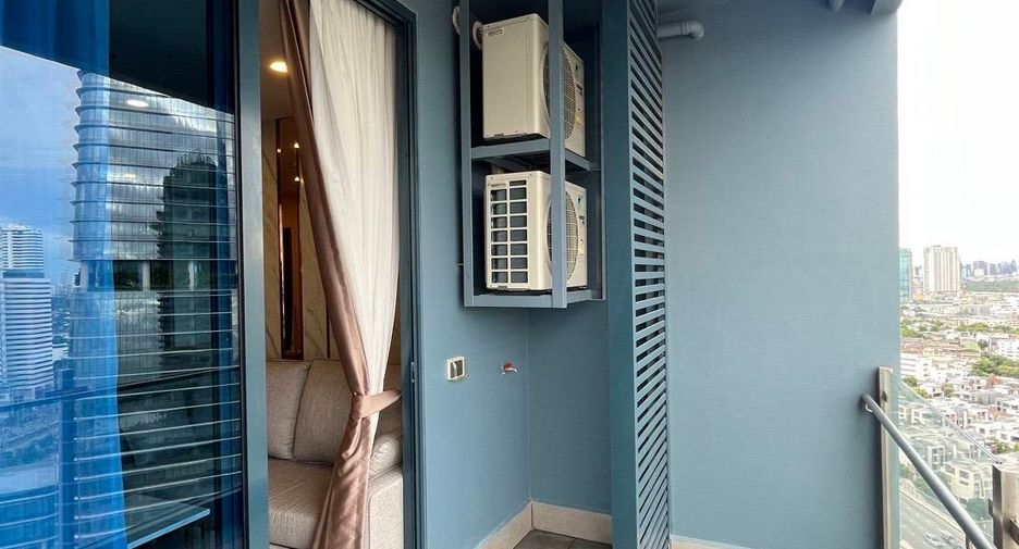 À louer 1 chambre condo à Yan Nawa, Bangkok