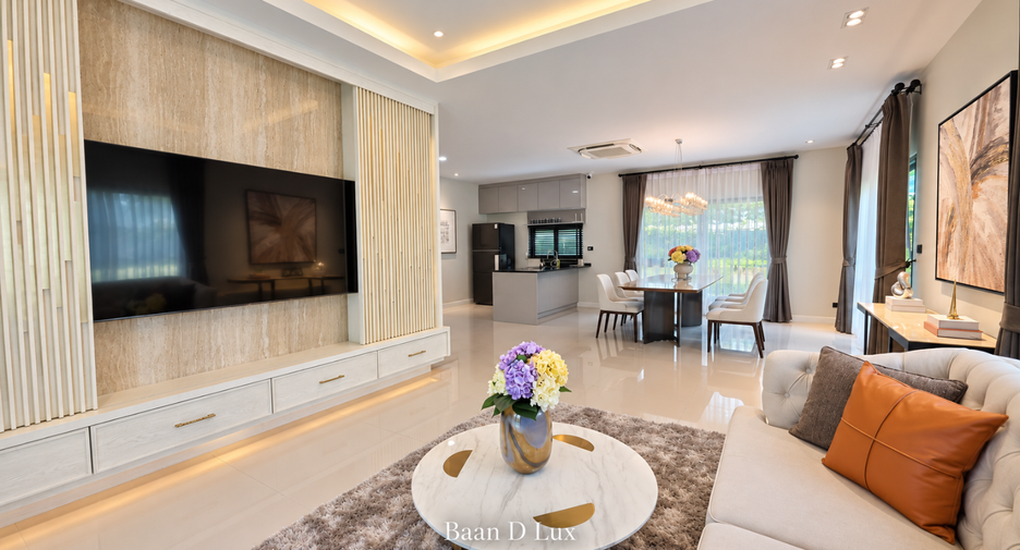 Haus zum Kauf mit 4 Zimmer in Mueang Pathum Thani, Pathum Thani