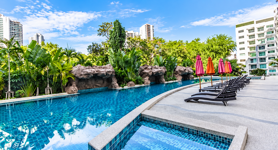 For sale 1 bed condo in Bang Lamung, Chonburi