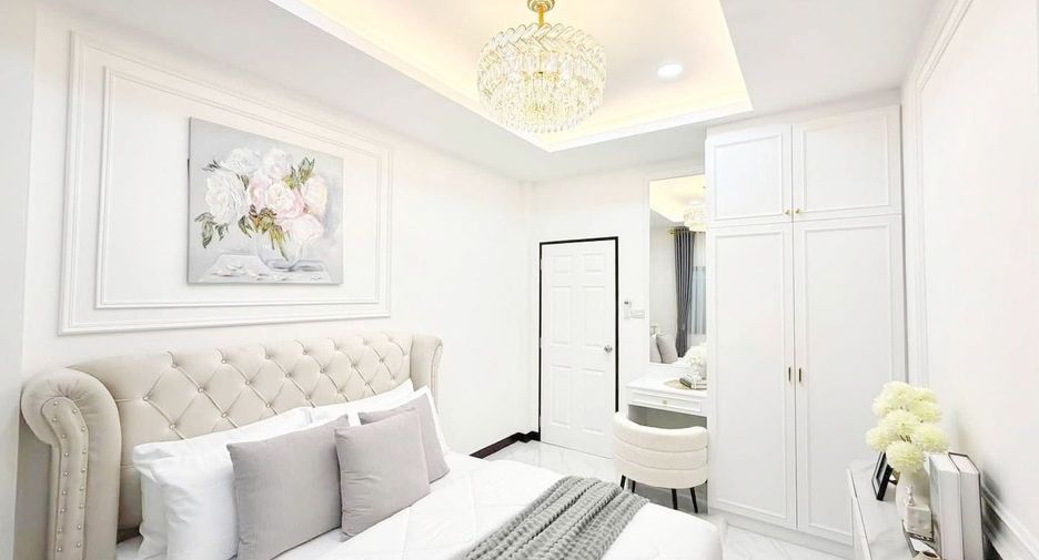 For sale 3 bedrooms villa in Bang Lamung, Chonburi