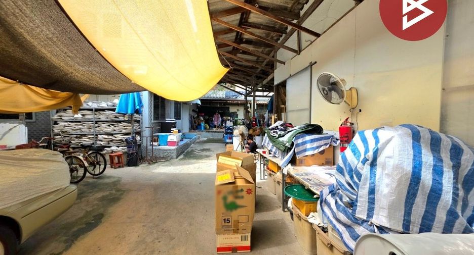 出售 4 卧室 独立屋 在 Bangkok Noi, 曼谷