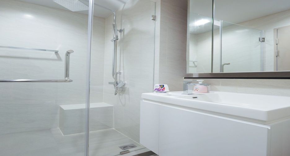 Condo en venta de 1 habitaciones en Phra Khanong, Bangkok