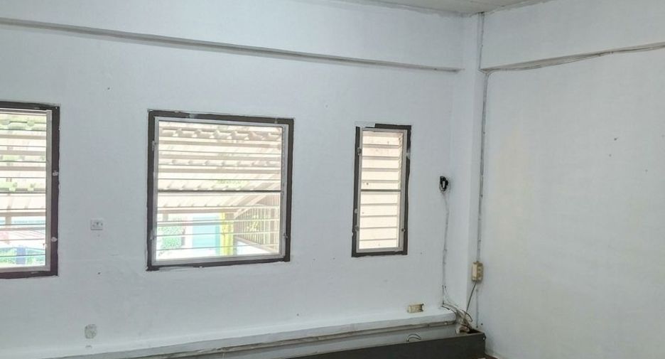 For sale retail Space in Ban Pong, Ratchaburi
