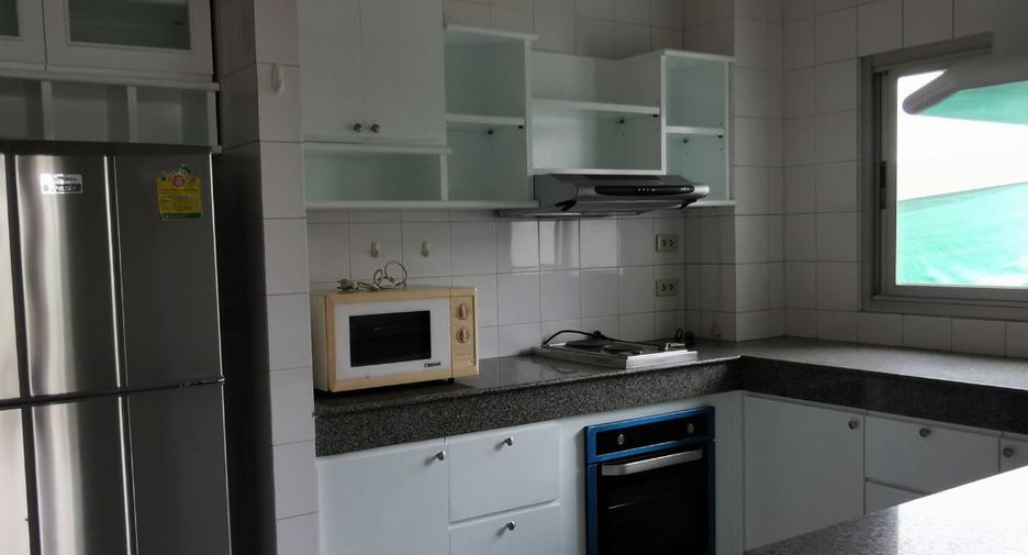 Apartamento en alquiler de 2 habitaciones en Sathon, Bangkok