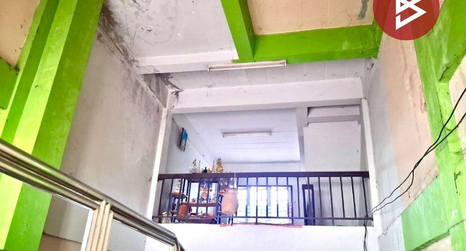 Продажа 2 спальни торговое помещение в Mueang Uttaradit, Уттарадит