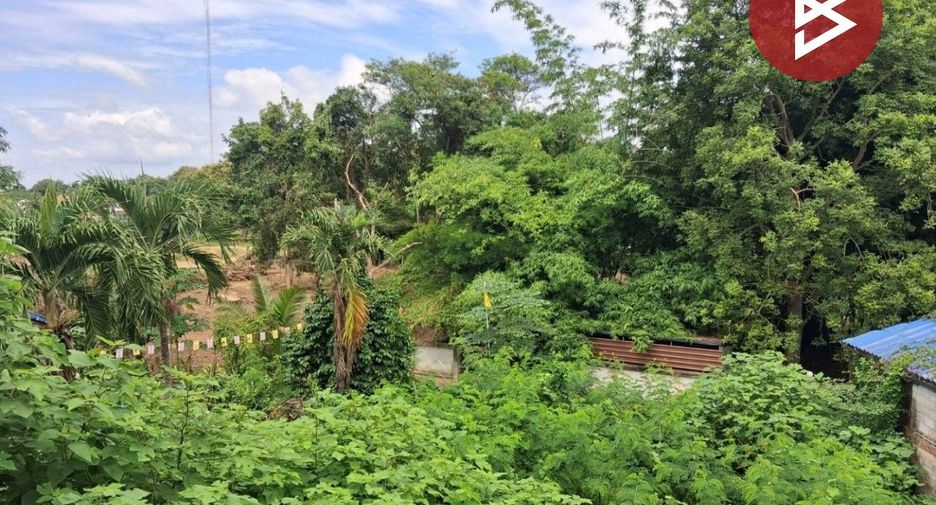 Продажа 2 спальни торговое помещение в Mueang Uttaradit, Уттарадит