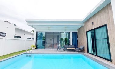 À louer 3 chambres villa à Bang Lamung, Chonburi