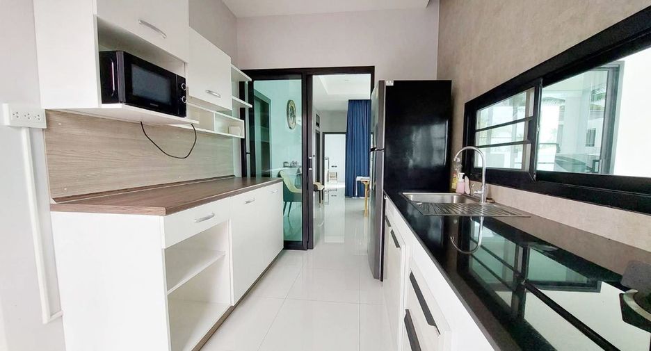 À louer 3 chambres villa à Bang Lamung, Chonburi