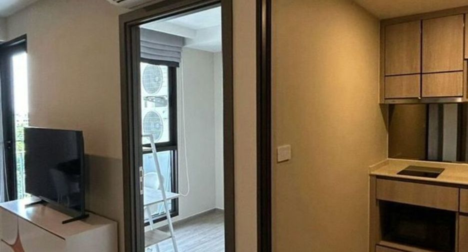 For rent 1 bed condo in Mueang Samut Prakan, Samut Prakan